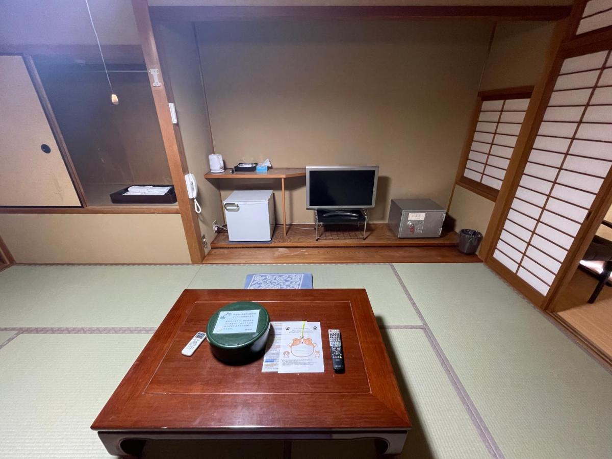 Hotel Isodokei Shirahama Buitenkant foto