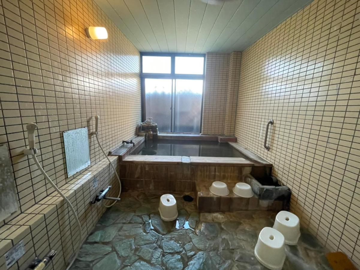 Hotel Isodokei Shirahama Buitenkant foto